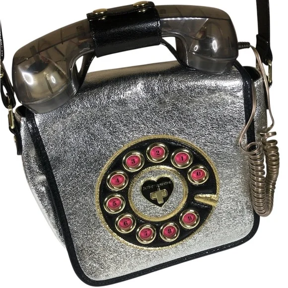 RETRO BETSEY JOHNSON Kitsch Silver Phone Crossbody Bag - Picture 2 of 7
